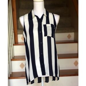 BOGO 50% OFF Forever 21 Collared Button Up